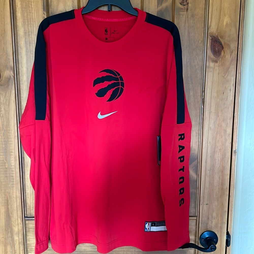 NEW with Tags Nike NBA Raptors long sleeve drifit shirt